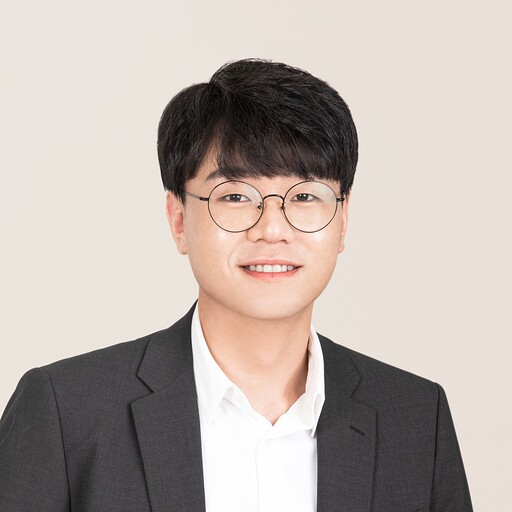 Portrait of Josh Shin